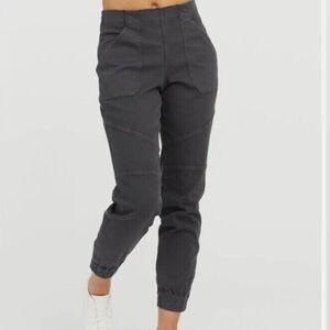 Spanx Stretch Twill Tummy Shaping High Rise Cargo Ankle Zip Jogger Pants
